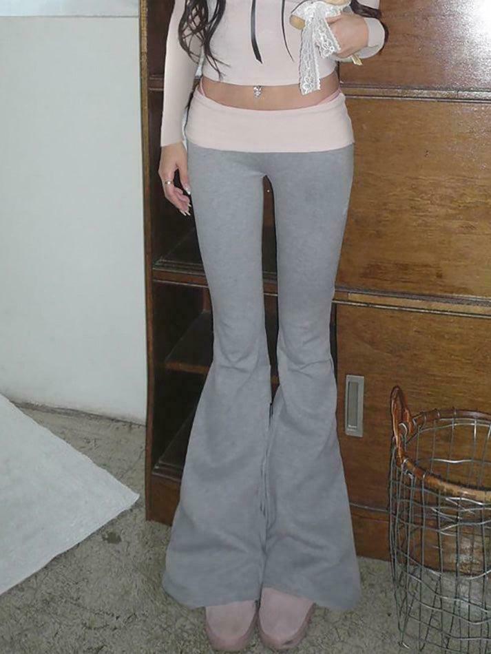 Y2K Aesthetic Cargo Skirt in Coquette Style with Grunge Vibes and Pastel Goth Influence