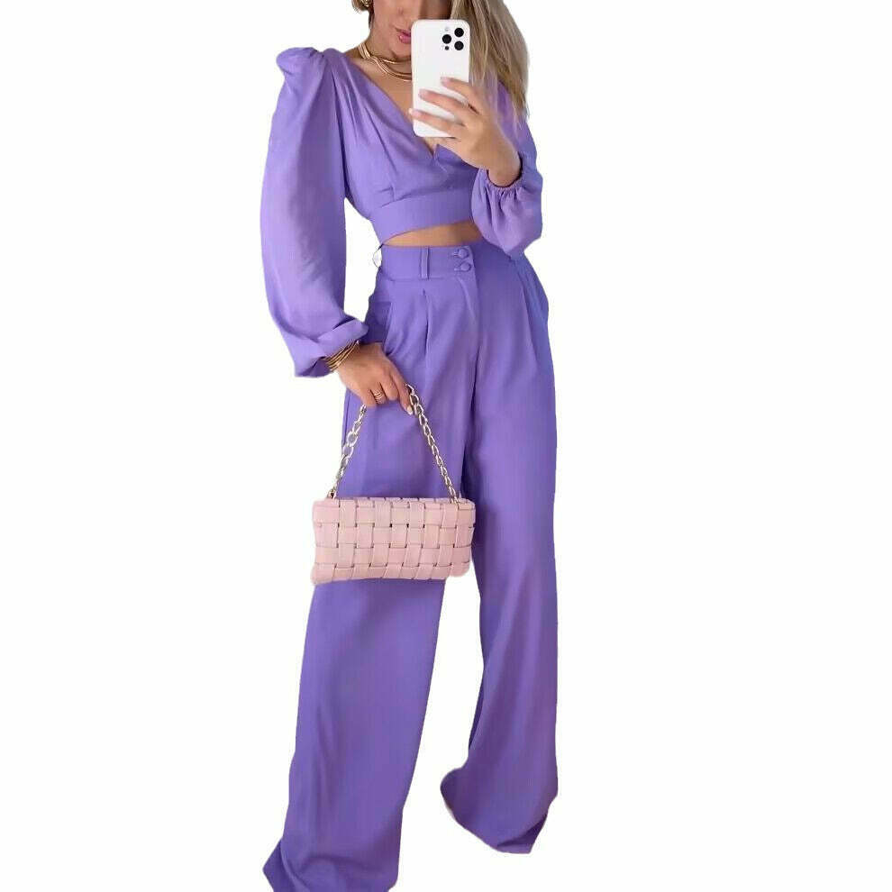 Y2K Aesthetic Cargo Skirt Set with Coquette Style V-Neck Top - Casual Loose Fit Y2K Aesthetic Cargo Skirt Set with Coquette Style V-Neck Top - Casual Loose Fit