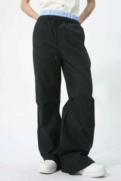 Y2K Aesthetic Cargo Skirt with Boxer Waistband and Pleated Knee Shell