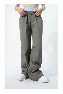 Y2K Aesthetic Cargo Skirt with Boxer Waistband and Pleated Knee Shell