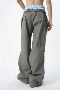 Y2K Aesthetic Cargo Skirt with Boxer Waistband and Pleated Knee Shell