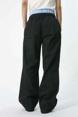 Y2K Aesthetic Cargo Skirt with Boxer Waistband and Pleated Knee Shell