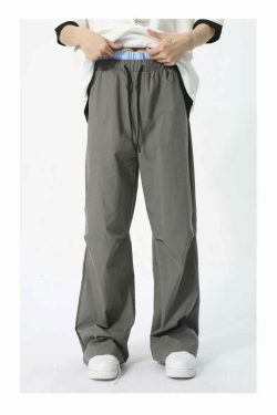 Y2K Aesthetic Cargo Skirt with Boxer Waistband and Pleated Knee Shell