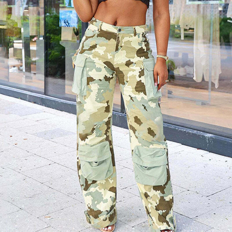 Y2K Aesthetic Cargo Skirt with Camouflage Pocket Stitching Y2K Aesthetic Cargo Skirt with Camouflage Pocket Stitching
