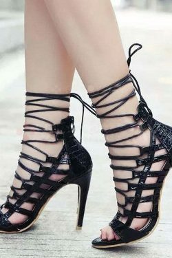 Y2K Aesthetic Cargo Skirt with Coquette Style - Grunge Vibes, Cute Tops & Pastel Goth