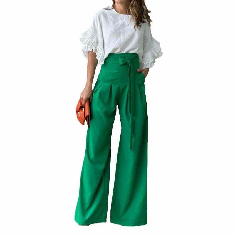 Y2K Aesthetic Cargo Skirt with Coquette Style and Grunge Vibes - Cute Tops and Comfy Hoodie Included