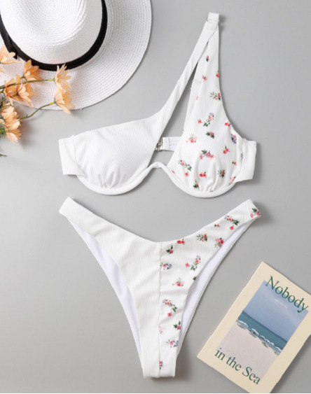 Y2K Aesthetic Cargo Skirt with Coquette Style and Grunge Vibes - Cute Tops and Pastel Goth Fashion Y2K Aesthetic Cargo Skirt with Coquette Style and Grunge Vibes - Cute Tops and Pastel Goth Fashion