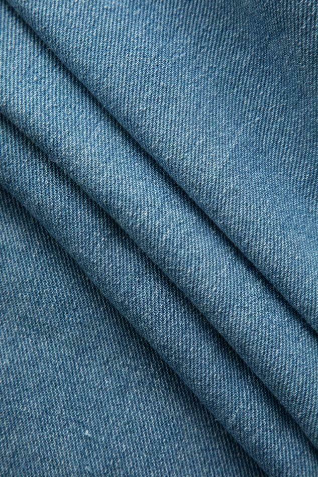 Y2K Aesthetic Cargo Skirt with Flap Pocket and Frayed Denim Slit