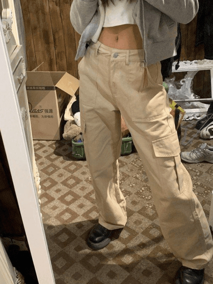 Y2K Aesthetic Cargo Skirt with Pocket Design for Women - Coquette Fashion Statement Y2K Aesthetic Cargo Skirt with Pocket Design for Women - Coquette Fashion Statement