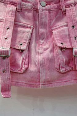 Y2K Aesthetic Cargo Skirt with Pocket Straps - Coquette Grunge Style for Women