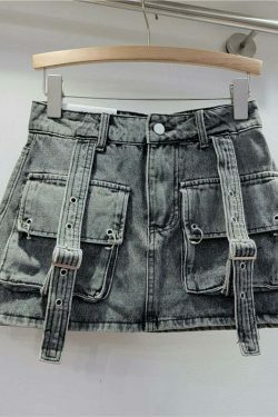 Y2K Aesthetic Cargo Skirt with Pocket Straps - Coquette Grunge Style for Women