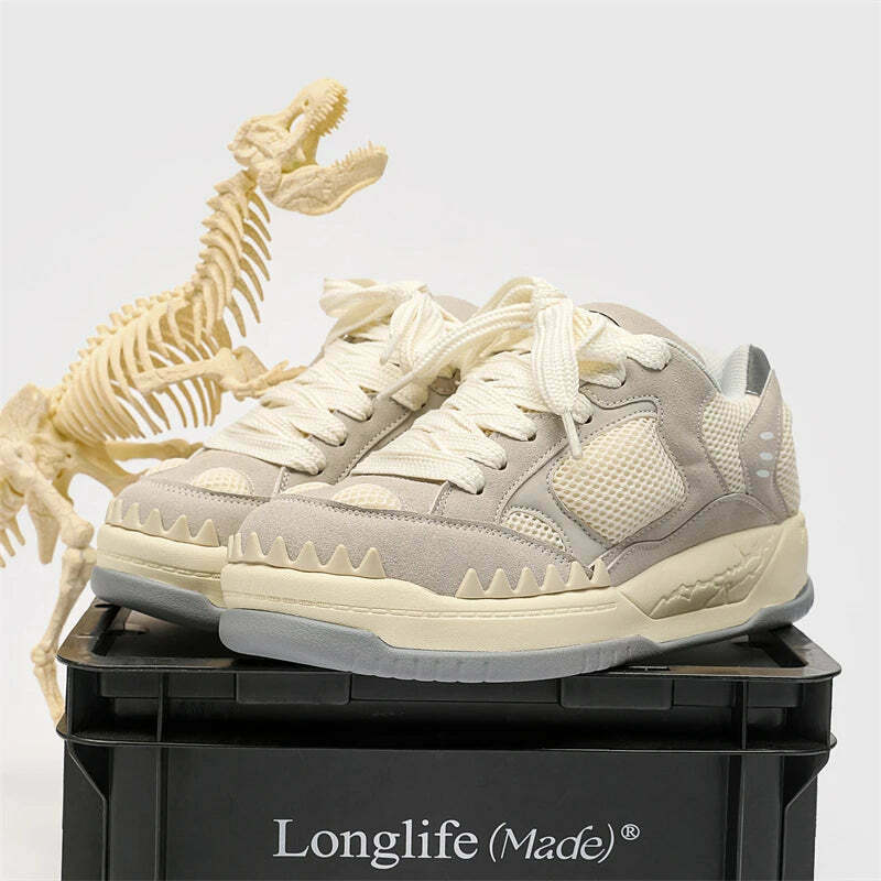 Y2K Aesthetic Chunky Skate Style Sneakers for Niche Women Fashion