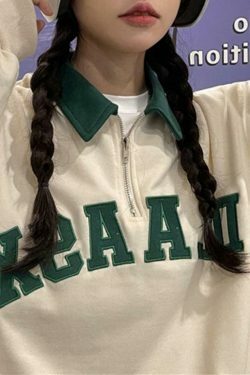 Y2K Aesthetic Contrast Color Embroidery Hoodie with Kangaroo Pocket