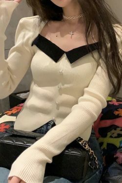 Y2K Aesthetic Contrast Color Splice Pearl Breasted Knit Sweater