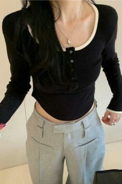 Y2K Aesthetic Contrast Color Trim Curvy Hem Knit Top - Coquette Grunge Style