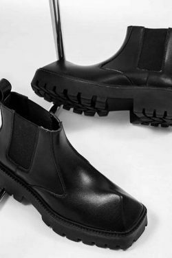 Y2K Aesthetic Coquette Style Black Angled Toe Chelsea Boots