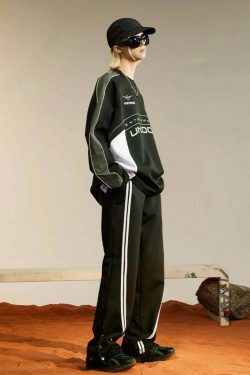 Y2K Aesthetic Coquette Style Cargo Skirt Hoodie - Vintage Sweater Vest