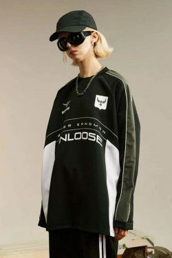 Y2K Aesthetic Coquette Style Cargo Skirt Hoodie - Vintage Sweater Vest