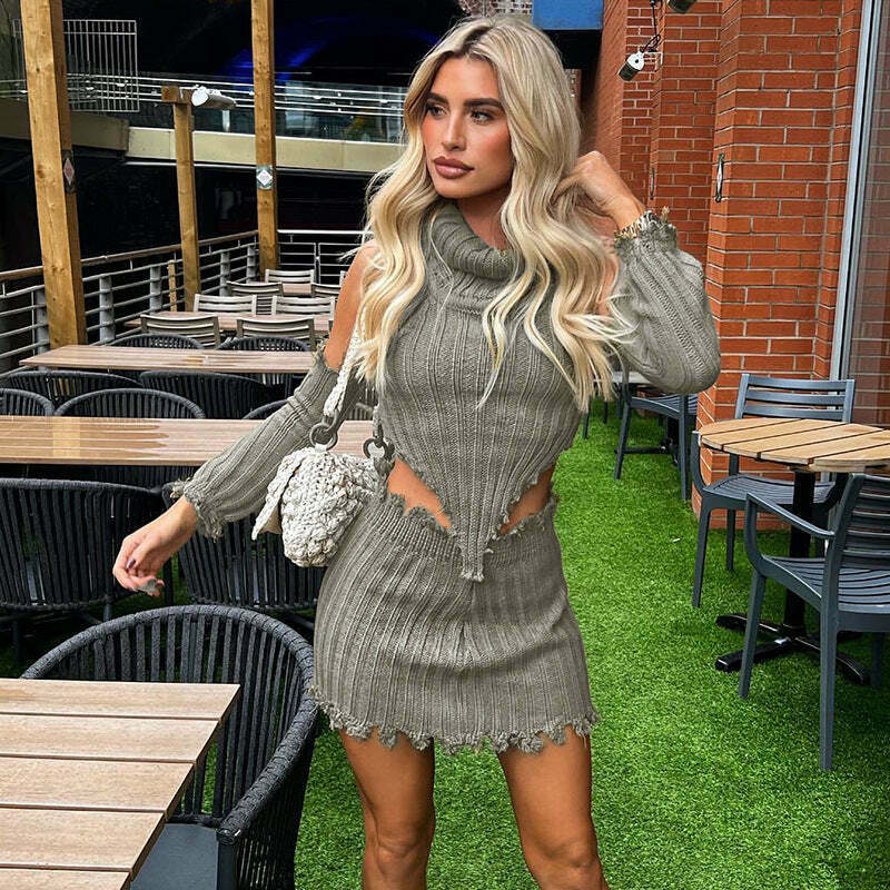 Y2K Aesthetic Coquette Style Cargo Skirt Set with Turtleneck - Grunge Fashion for Women