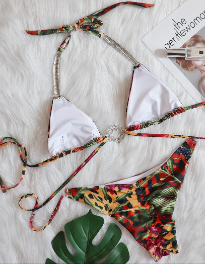 Y2K Aesthetic Coquette Style Cargo Skirt with Pastel Goth Vibes - Grunge Fashion Y2K Aesthetic Coquette Style Cargo Skirt with Pastel Goth Vibes - Grunge Fashion