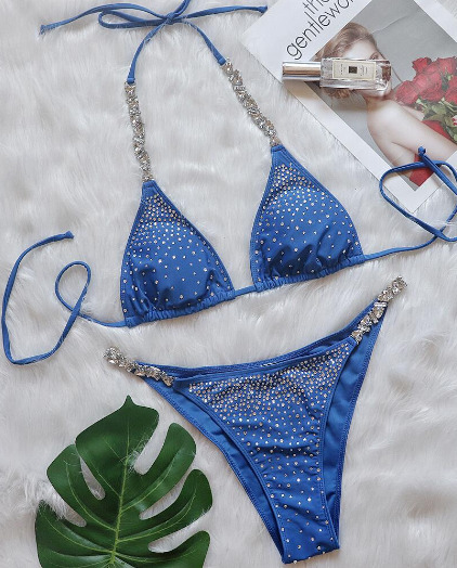 Y2K Aesthetic Coquette Style Cargo Skirt with Pastel Goth Vibes - Grunge Fashion Hoodie Y2K Aesthetic Coquette Style Cargo Skirt with Pastel Goth Vibes - Grunge Fashion Hoodie