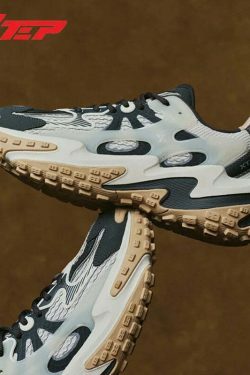 Y2K Aesthetic Coquette Style Cargo Skirt with Xtep Chinoiserie Sneakers