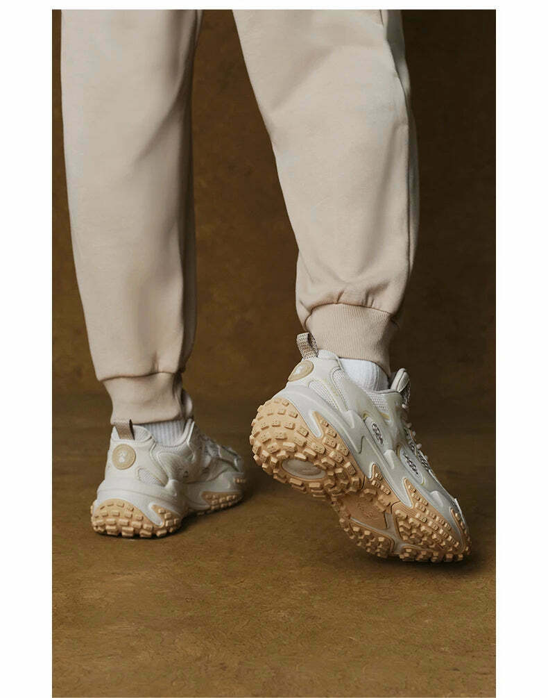 Y2K Aesthetic Coquette Style Cargo Skirt with Xtep Chinoiserie Sneakers Y2K Aesthetic Coquette Style Cargo Skirt with Xtep Chinoiserie Sneakers