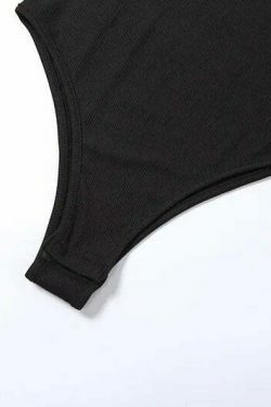 Y2K Aesthetic Coquette Style: Grunge Hoodie with Cargo Skirt & Pastel Goth Accessories