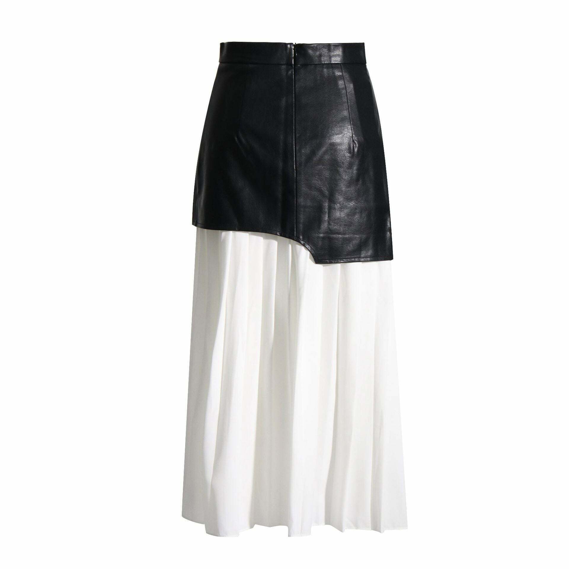 Y2K Aesthetic Coquette Style Pleated Skirt - Grunge Goth Fashion Cargo Skirt Y2K Aesthetic Coquette Style Pleated Skirt - Grunge Goth Fashion Cargo Skirt