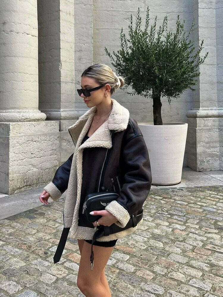 Y2K Aesthetic Coquette Style Reversible Jacket for Women - Grunge & Pastel Goth Fashion Y2K Aesthetic Coquette Style Reversible Jacket for Women - Grunge & Pastel Goth Fashion