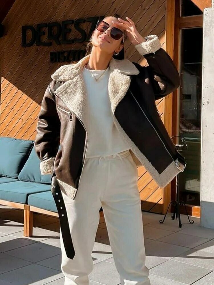 Y2K Aesthetic Coquette Style Reversible Jacket for Women - Grunge & Pastel Goth Fashion Y2K Aesthetic Coquette Style Reversible Jacket for Women - Grunge & Pastel Goth Fashion