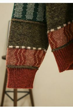 Y2K Aesthetic Coquette Sweater: Grunge Style Cargo Skirt & Cute Tops for Fall/Winter