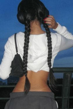 Y2K Aesthetic Cropped White Zip Up Hoodie - Coquette & Grunge Style Women's Fashion