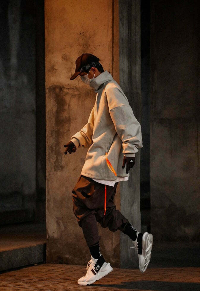 Y2K Aesthetic Extended Belt Strap Cargo Pants for Women - Grunge Style with Coquette Touch Y2K Aesthetic Extended Belt Strap Cargo Pants for Women - Grunge Style with Coquette Touch