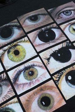 Y2K Aesthetic Eye Graphic Hoodie for Women - Coquette Style Grunge Fashion with Pastel Goth Vibes