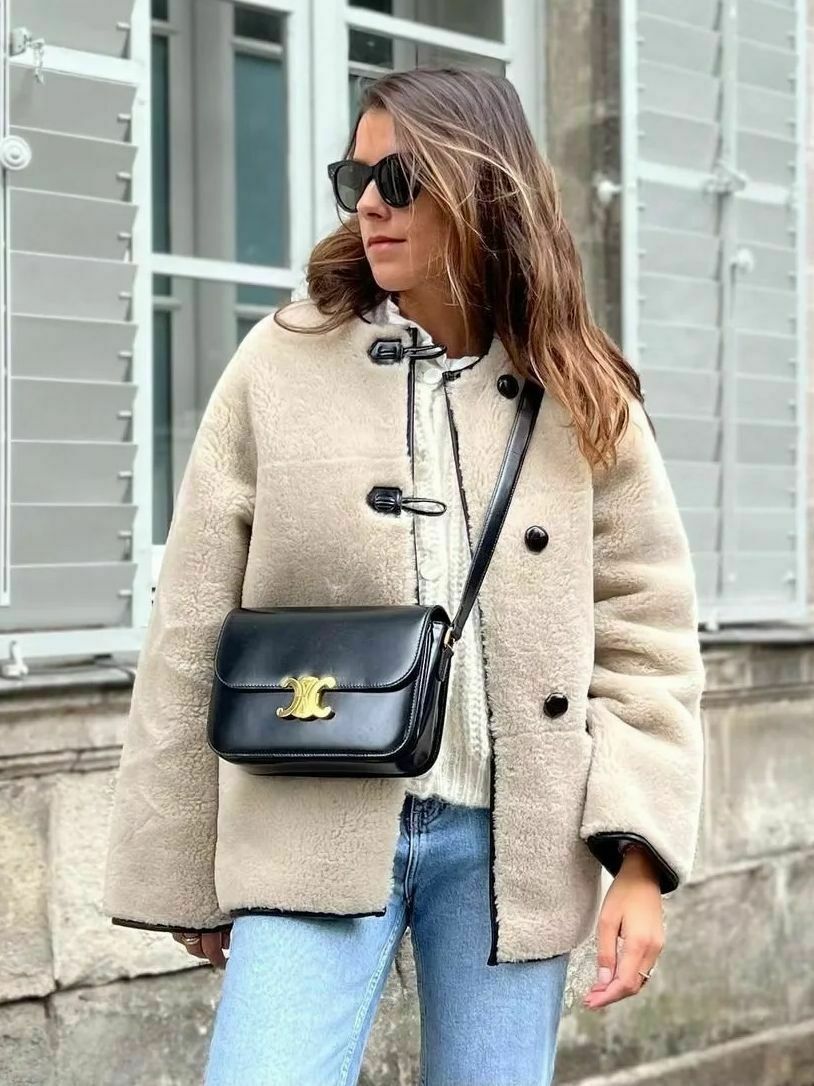 Y2K Aesthetic Faux Fur Coat for Women - Coquette Style Grunge Fashion with Old Money Elegance Y2K Aesthetic Faux Fur Coat for Women - Coquette Style Grunge Fashion with Old Money Elegance