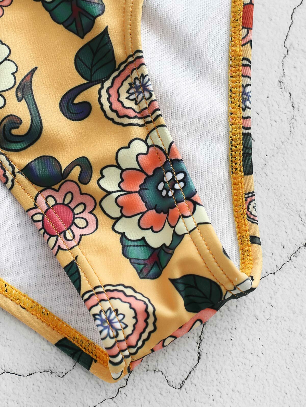 Y2K Aesthetic Floral Bikini Set with Unique Knot Detail Y2K Aesthetic Floral Bikini Set with Unique Knot Detail