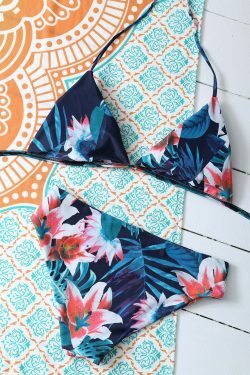 Y2K Aesthetic Flower Halter Bikini Set for Women - Coquette Style Grunge Fashion with Pastel Goth