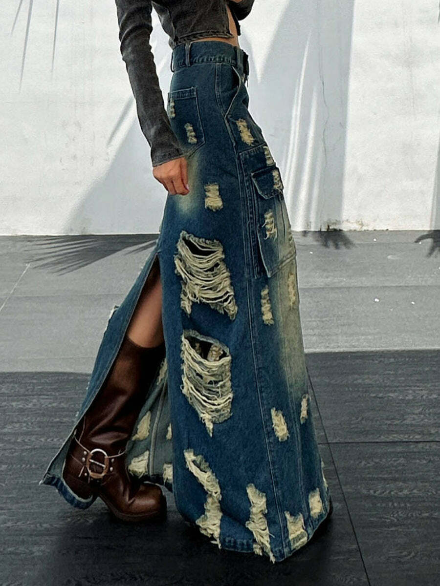 Y2K Aesthetic Frayed Denim Cargo Skirt - Coquette Style with Grunge & Y2K Aesthetic Frayed Denim Cargo Skirt - Coquette Style with Grunge &