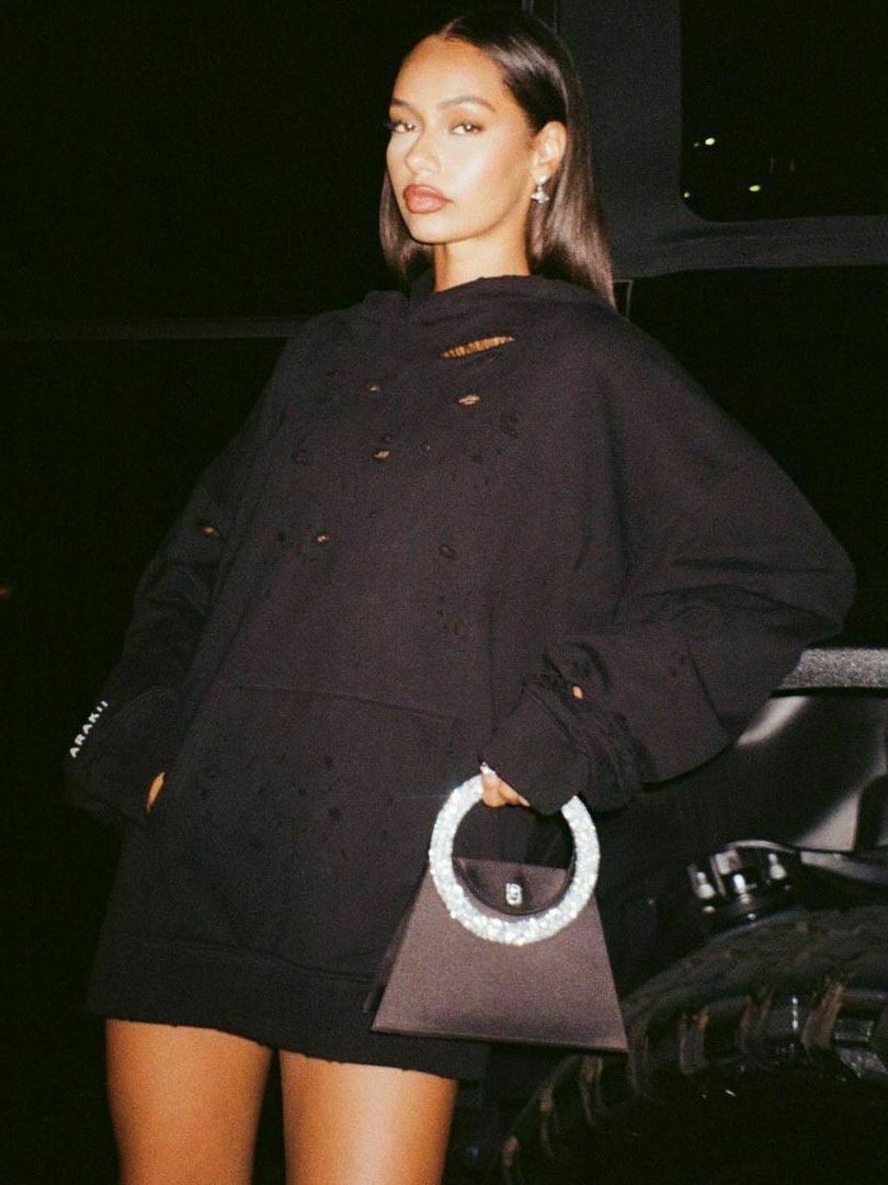 Y2K Aesthetic Grunge Style Black Hoodie for Women - Coquette Fashion with Pastel Goth and Emo Vibes Y2K Aesthetic Grunge Style Black Hoodie for Women - Coquette Fashion with Pastel Goth and Emo Vibes