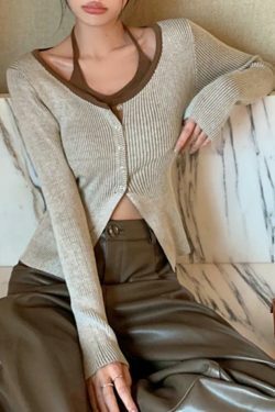 Y2K Aesthetic Halter Slit Cropped Knit Top - Coquette & Grunge Style, Cute &