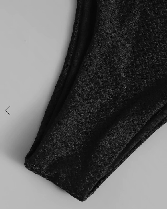 Y2K Aesthetic High Cut Bandeau Bikini Set in Two Tone Color Y2K Aesthetic High Cut Bandeau Bikini Set in Two Tone Color