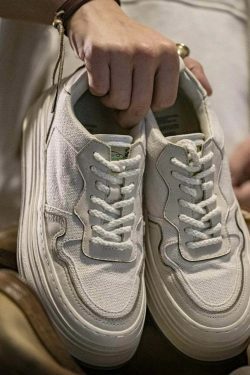 Y2K Aesthetic Linen Sneakers - Retro Style for Women's Fashion