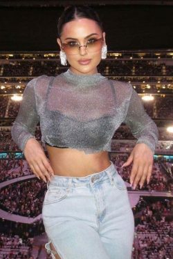 Y2K Aesthetic Long-Sleeve Crop Top: Coquette Style Navel-Baring Tee for Women's Fashion