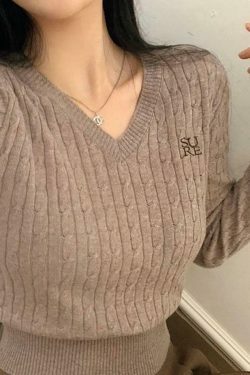 Y2K Aesthetic Long Sleeve V-Neck Cable-Knit Crop Top with Embroidered Lettering