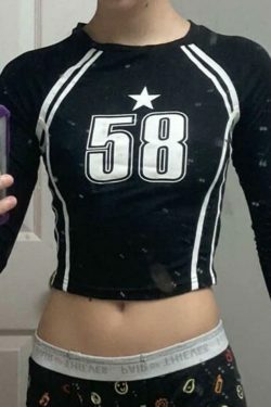 Y2K Aesthetic Number Print Cropped Long Sleeve Tee