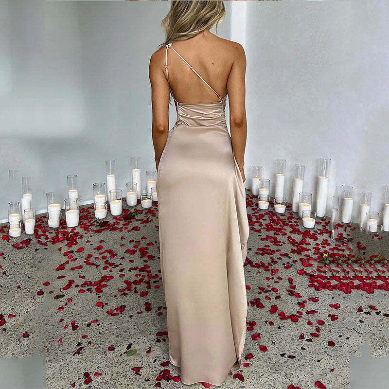 Y2K Aesthetic One-Shoulder Backless Maxi Dress for Women - Coquette Style Grunge Fashion Y2K Aesthetic One-Shoulder Backless Maxi Dress for Women - Coquette Style Grunge Fashion