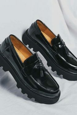 Y2K Aesthetic Patent Tassel Loafers - Coquette Grunge with Old Money E