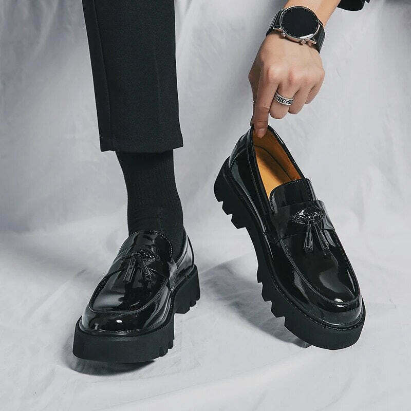 Y2K Aesthetic Patent Tassel Loafers - Coquette Grunge with Old Money E Y2K Aesthetic Patent Tassel Loafers - Coquette Grunge with Old Money E