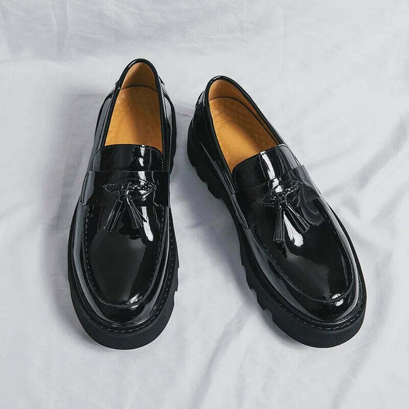 Y2K Aesthetic Patent Tassel Loafers - Coquette Grunge with Old Money E Y2K Aesthetic Patent Tassel Loafers - Coquette Grunge with Old Money E
